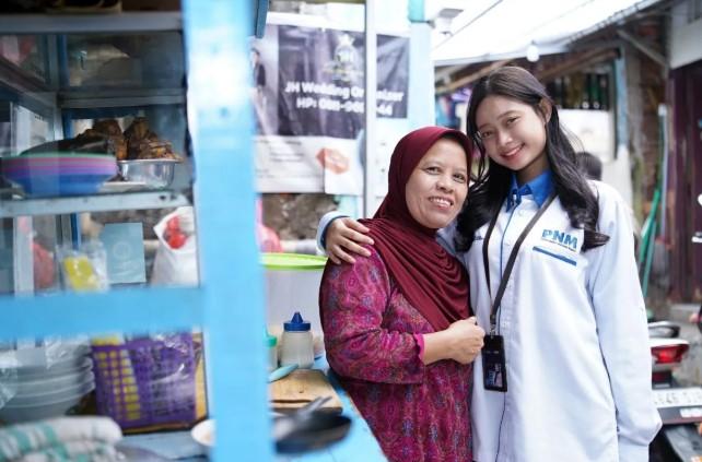 PNM Berikan Penghargaan Istimewa untuk Account Officer Muda, dari Beasiswa Kuliah hingga Perjalanan ke Eropa