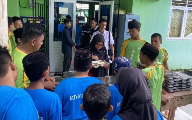 Delapan Dapur Makan Bergizi Gratis di Kepri Kantongi Sertifikat Laik Higiene, 101 SPPG Sudah Beroperasi