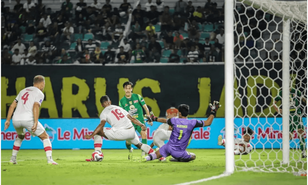 Perubahan Taktik Jadi Kunci Kemenangan Persebaya atas Persis, Eduardo Perez Puji Mental dan Soliditas Tim