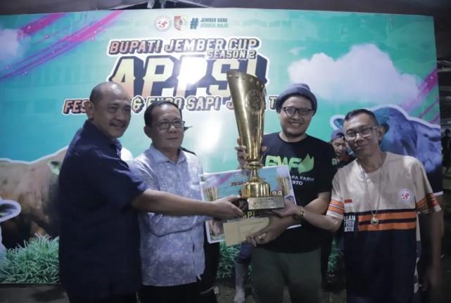 Sapi Sapu Jagat Cetak Rekor Nasional di Festival Sapi Jember, Masuk Tiga Terberat di Dunia