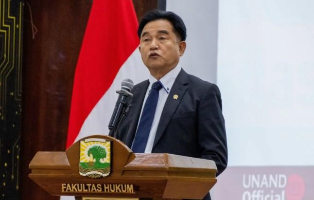 Yusril Ihza Mahendra: Era Digital Perluas Tantangan Hukum, “No Viral, No Justice” Jadi Fenomena Baru