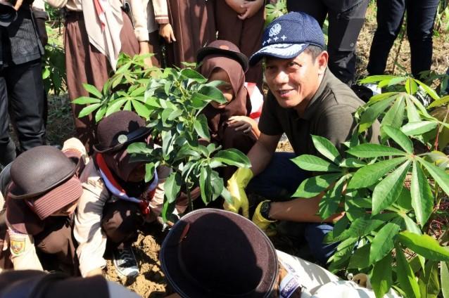 Delegasi RI ke COP30 Brasil Tanam Pohon untuk Imbangi Emisi Perjalanan, Wujudkan Diplomasi Hijau Nyata