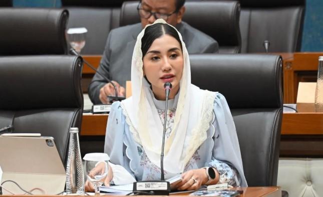 Novita Hardini Kecam Keras Penganiayaan Guru SMPN 1 Trenggalek oleh Keluarga Murid