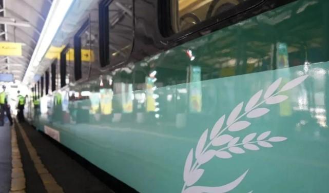 Petani Lebak Sambut Positif Pengoperasian KA Khusus, Dorong Pemasaran Produk hingga ke Jakarta