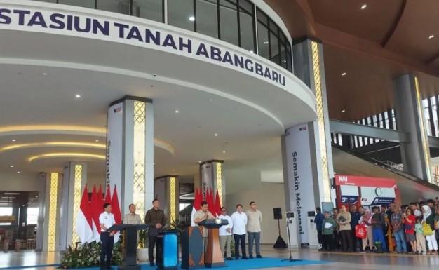 Presiden Prabowo Resmikan Wajah Baru Stasiun Tanah Abang sebagai Model Transformasi Nasional