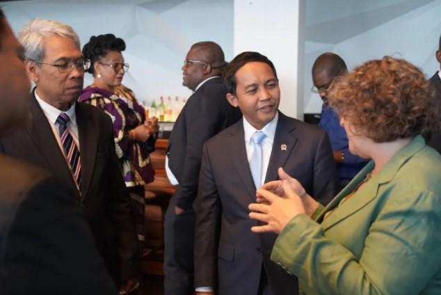 Indonesia Percepat Pengakuan 1,4 Juta Hektare Hutan Adat, Menhut Tegaskan Peran Masyarakat Adat dalam Lindungi Lingkungan