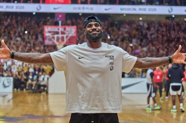 LeBron James Siap Jalani Latihan Penuh Jelang Comeback di Musim NBA 2025–2026