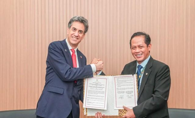 Indonesia-Inggris Teken MoU di Brasil, Perkuat Kerja Sama Iklim dan Tata Kelola Karbon