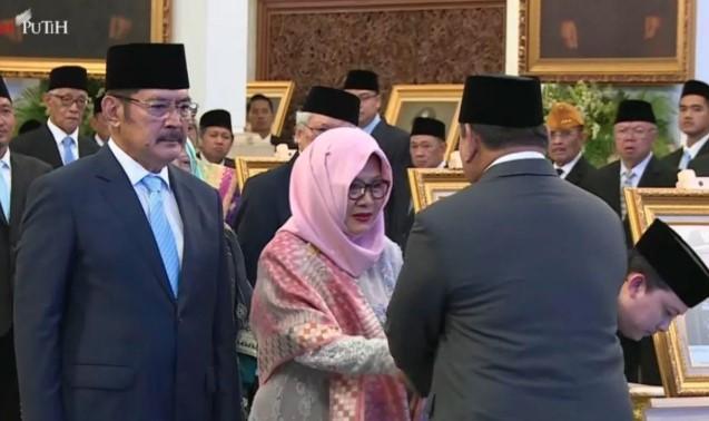 Presiden Prabowo Anugerahkan Gelar Pahlawan Nasional kepada Soeharto dan Sembilan Tokoh Lain