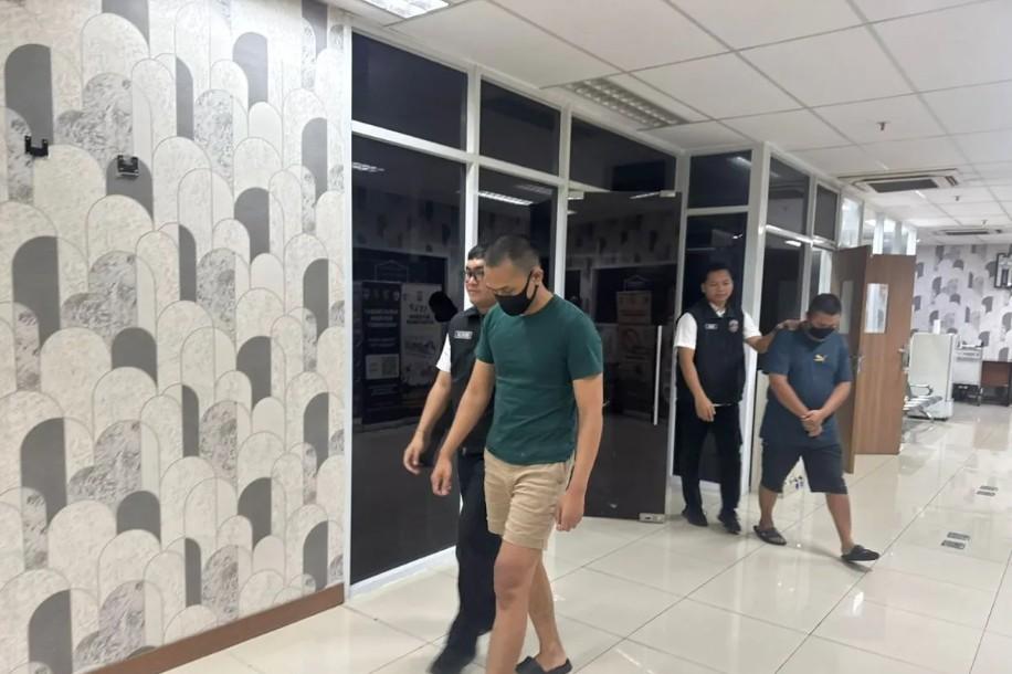 Sindikat Pemalsuan Kartu Pekerja Migran Terbongkar, Dua Pelaku Ditangkap di Dua Lokasi Berbeda