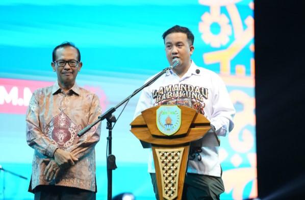 Karnaval Topeng Warnai Festival Babukung 2025, Lamandau Tampilkan Kekayaan Budaya Daerah