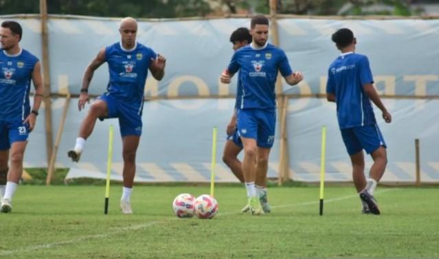 Persib Bandung Kembali Berlatih Usai Libur, Siap Hadapi Dewa United di Pekan ke-13