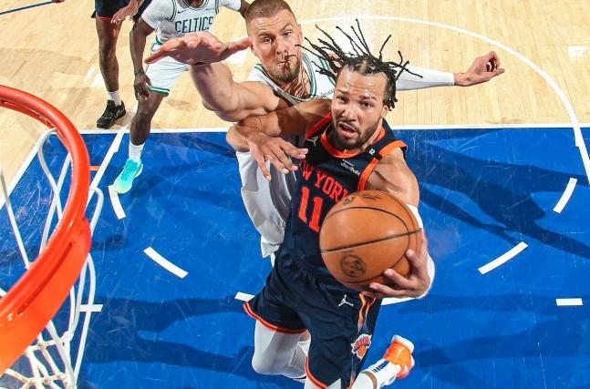 Knicks Perpanjang Rekor Sempurna di Kandang Usai Tundukkan Grizzlies 133–120