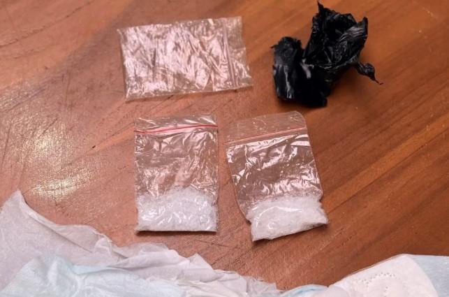 Petugas Lapas Narkotika Jakarta Gagalkan Dua Upaya Penyelundupan Sabu Melalui Pembalut