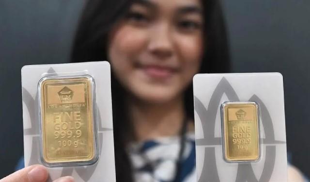 Harga Emas Antam Naik Rp7.000 per Gram, Tembus Rp2,367 Juta pada 12 November 2025