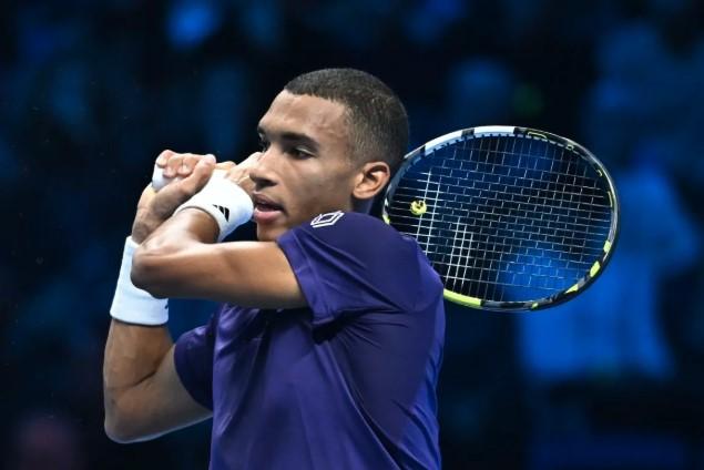 Felix Auger-Aliassime Bangkit Kalahkan Ben Shelton di ATP Finals 2025, Peluang ke Semifinal Terbuka