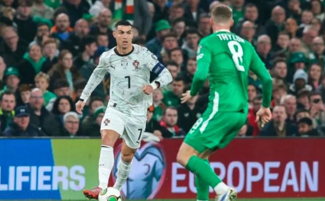 Irlandia Bekuk Portugal 2-0, Ronaldo Kena Kartu Merah dan Peluang Lolos Masih Terbuka
