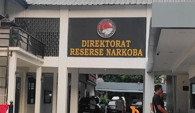 Polisi Tangkap Dua Pengedar Ganja dan Tembakau Sintetis di Cipayung