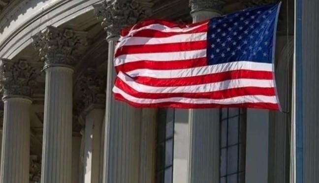 Pendaftar Mahasiswa Internasional ke AS Turun 17 Persen Akibat Pengetatan Visa dan Kebijakan Imigrasi