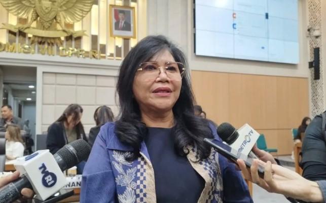 DPR Desak Pemerintah Evaluasi Kebijakan Visa demi Daya Saing Pariwisata Indonesia
