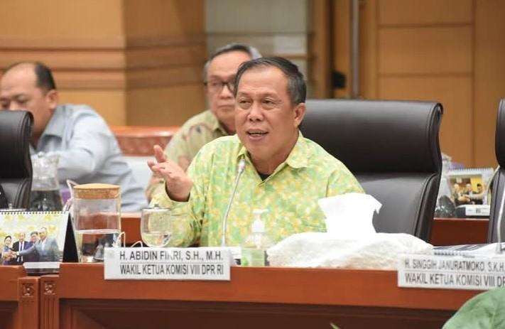 DPR Tegaskan Umrah Mandiri Dijamin UU dan Tidak Mengancam Penyelenggara Resmi