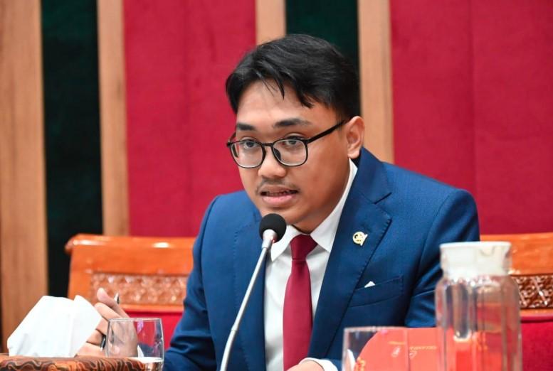 Gus Hilman Tegaskan Pentingnya Pesantren Masuk Eksplisit dalam RUU Sisdiknas