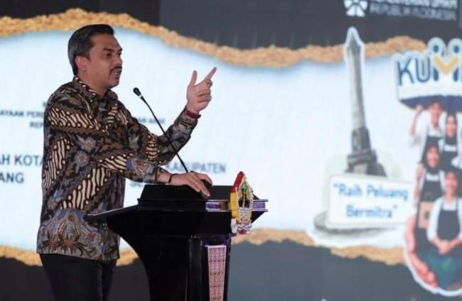 Menteri UMKM Tegaskan KUR Harus Disalurkan Tepat Sasaran dan Didampingi Pendampingan Keuangan