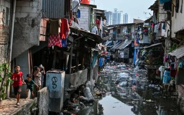 Kementerian PU Gencarkan Edukasi Dini untuk Hentikan Kebiasaan Buang Air di Sungai