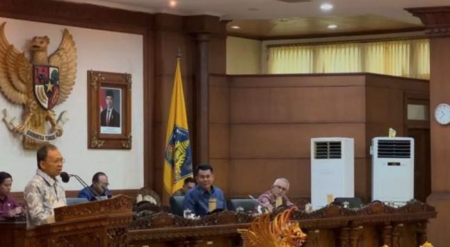 Pemerintah Tegaskan Pentingnya Sinkronisasi Regulasi Pusat-Daerah Demi Stabilitas Ekonomi