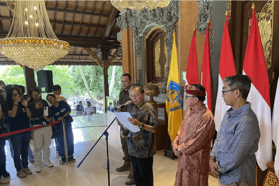 Gubernur Bali Siapkan Opsi Lelang untuk Bongkar Lift Kaca Pantai Kelingking jika Investor Mangkir