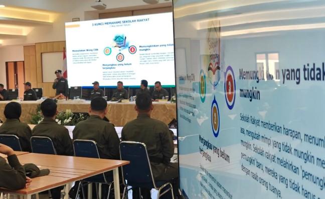 Kemensos Siap Lengkapi Perangkat Kerja untuk Operator dan Wali Asrama Sekolah Rakyat