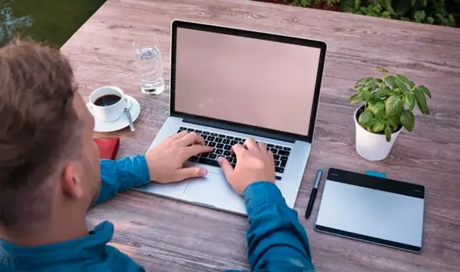 Andropause Sering Diabaikan, Padahal Mengubah Emosi, Energi, dan Hubungan Pria