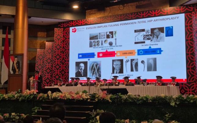 BRIN Kukuhkan Lima Profesor Riset Baru, Arif Satria: Gelar Bukan Akhir, Melainkan Awal Tugas Baru