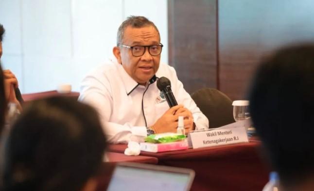 Wamenaker Tekankan Sistem Bagi Hasil Adil dan Transparan bagi Pengemudi Transportasi Daring