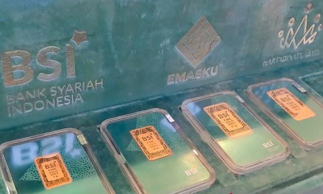 Harga Emas Antam Melonjak Rp40.000, Sentuh Rp2,38 Juta per Gram