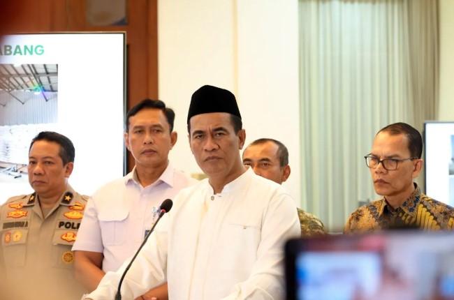 Mentan Amran Tegaskan Koordinasi Cepat Sebelum Penyegelan 250 Ton Beras Ilegal di Sabang