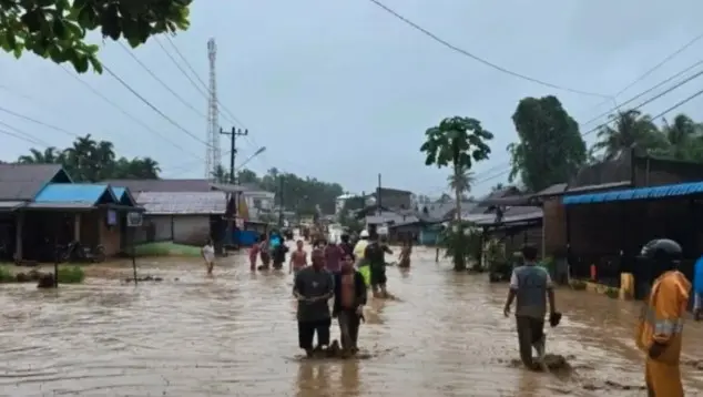 13 Korban Meninggal akibat Bencana Hidrometeorologi di Sumut, Ratusan Rumah Rusak dan Ribuan Warga Mengungsi