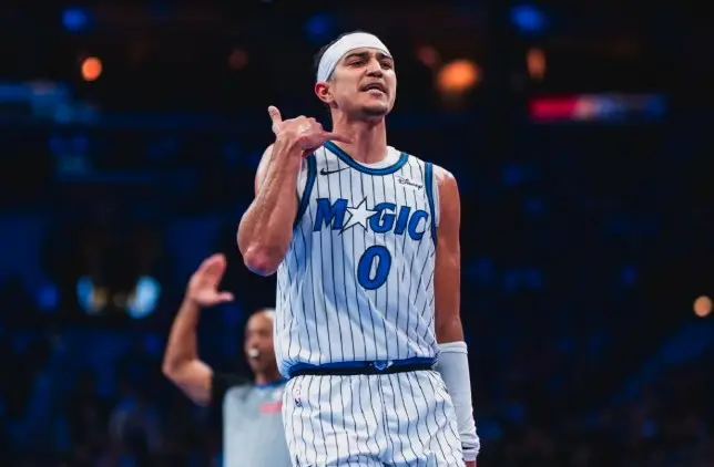 Orlando Magic Hancurkan 76ers 144-103 di NBA Cup, Anthony Black Catat Poin Tertinggi Karier