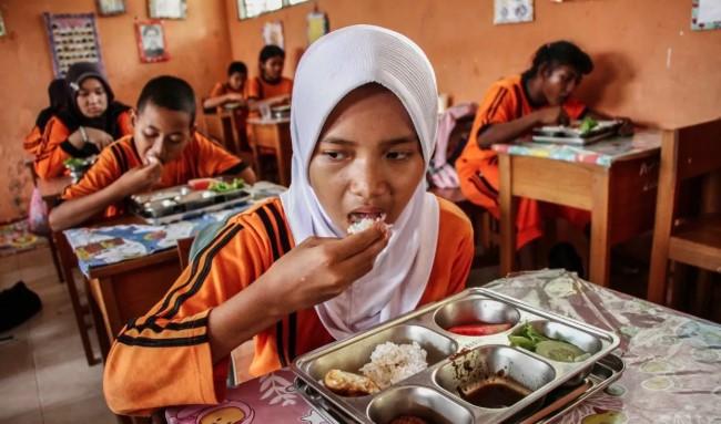 Klaim MBG Diganti Uang Tunai adalah Hoaks, Pemerintah Tegaskan Program Tetap Berjalan Sesuai Konsep Awal