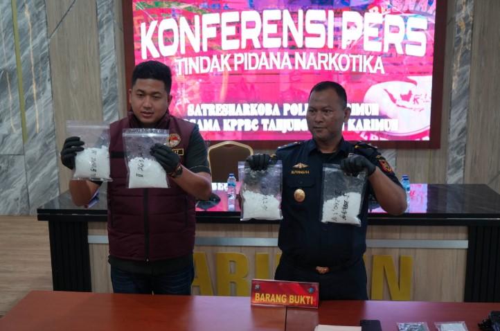 Bea Cukai Gagalkan Penyelundupan 1 Kg Sabu dari Malaysia di Pelabuhan Tanjung Balai Karimun