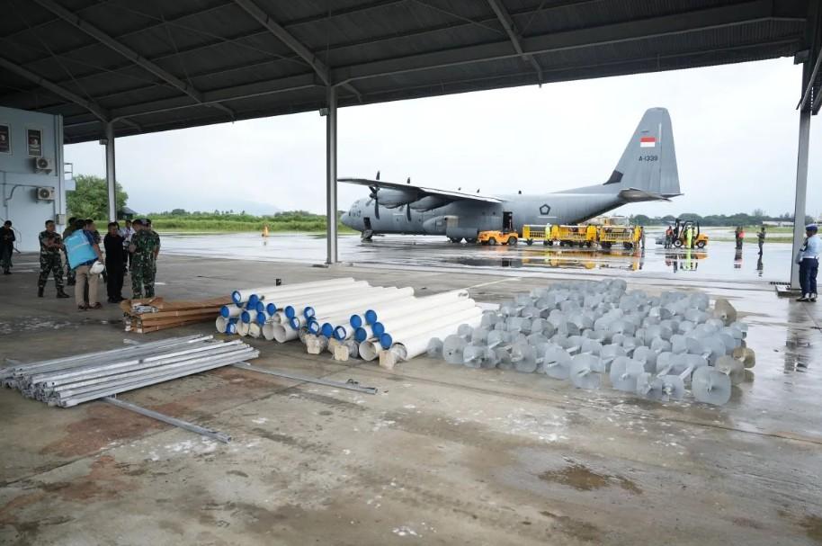 Pemulihan Jaringan Listrik di Aceh, PLN Gandeng TNI AU Angkut Material Tower Darurat dengan Hercules