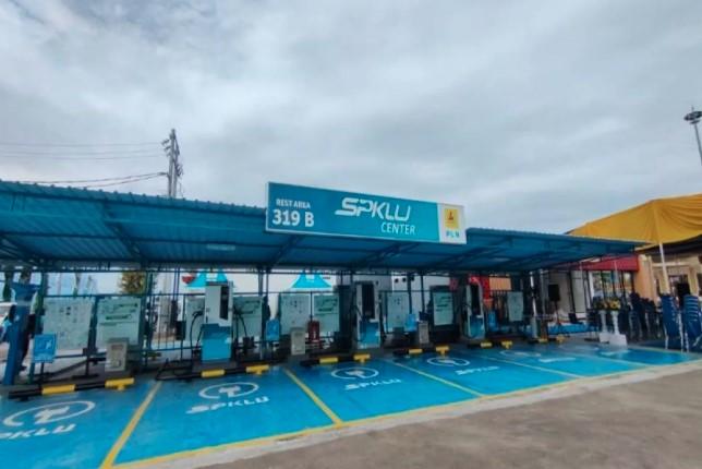 PLN dan Indosat Gunakan AI untuk Percepat Ekosistem Kendaraan Listrik Nasional