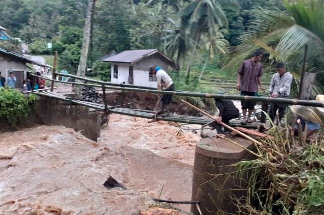 Curah Hujan Tinggi Picu Bencana, Pemkab Solok Tetapkan Status Darurat Hidrometeorologi