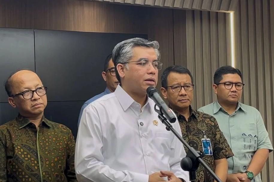 Menaker Yassierli Tinjau Program Magang Nasional 2025 di BNI, Dorong Pemerataan Kesempatan bagi Lulusan Daerah