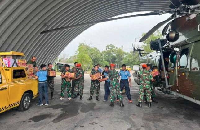 TNI AU Kirim 2,2 Ton Bantuan via Helikopter ke Sibolga, Sumut Tetapkan Status Tanggap Darurat Bencana