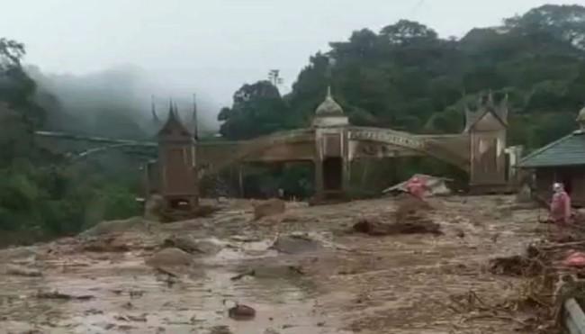 21 Jenazah Ditemukan di Sungai Batang Anai, Diduga Korban Galodo di Padang Panjang
