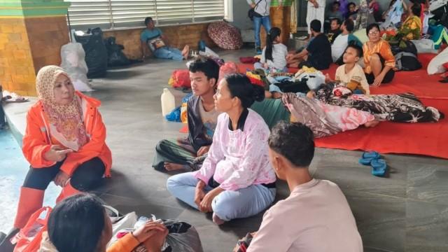 Kemenag dan BNPB Salurkan Bantuan untuk Korban Banjir di Sumatera, Libatkan ASN hingga Lembaga Filantropi