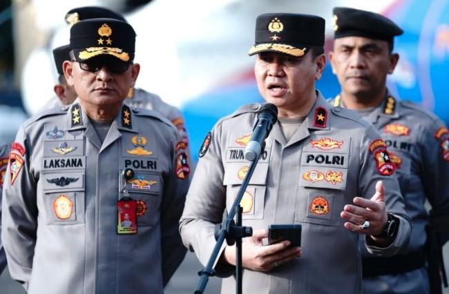 Polri Buka Posko Kemanusiaan untuk Salurkan Bantuan Masyarakat ke Korban Bencana