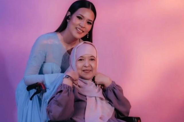 Raisa Berduka, Ibunda Ria Mariaty Wafat Setelah Berjuang Melawan Kanker Paru-Paru
