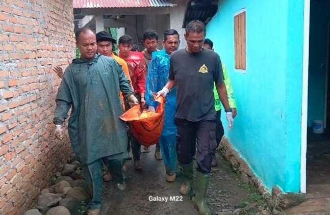 BPBD Agam: 86 Orang Meninggal, 88 Masih Hilang Akibat Banjir Bandang dan Longsor
